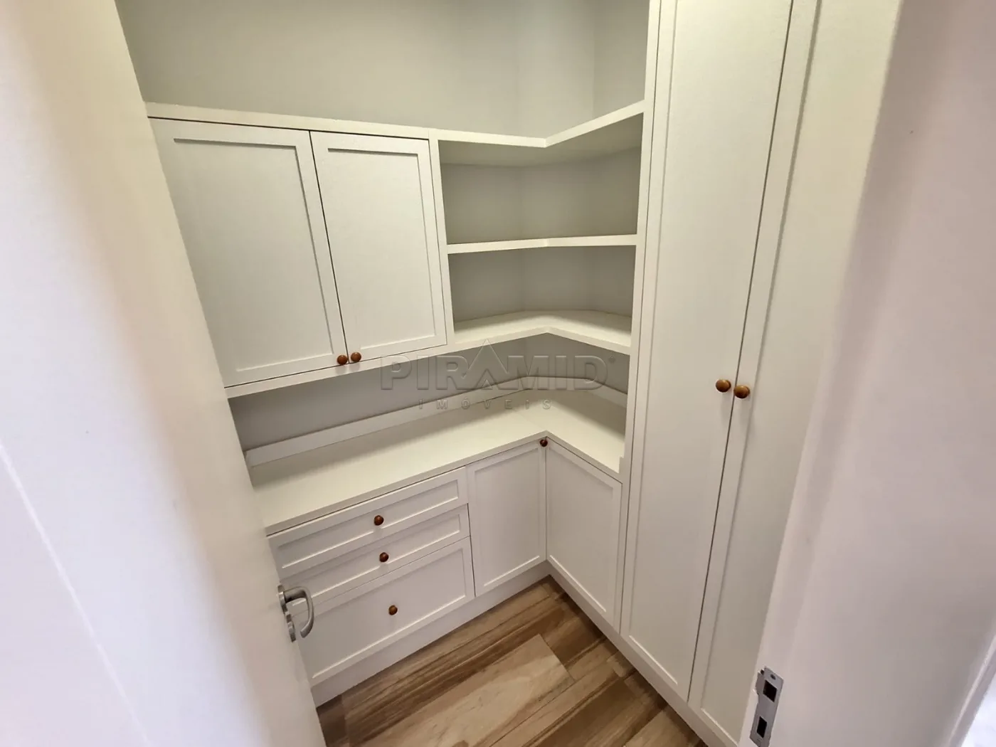 Alugar Apartamento / Padr&atilde;o em Ribeir&atilde;o Preto R$ 3.000,00 - Foto 23