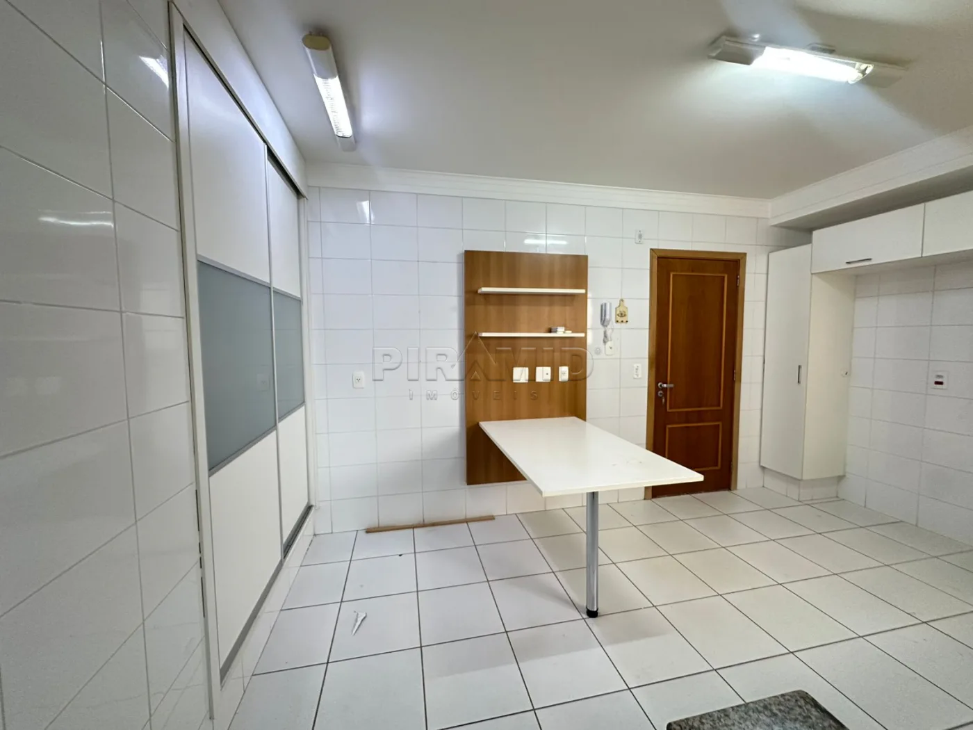 Alugar Apartamento / Padr&atilde;o em Ribeir&atilde;o Preto R$ 2.500,00 - Foto 20