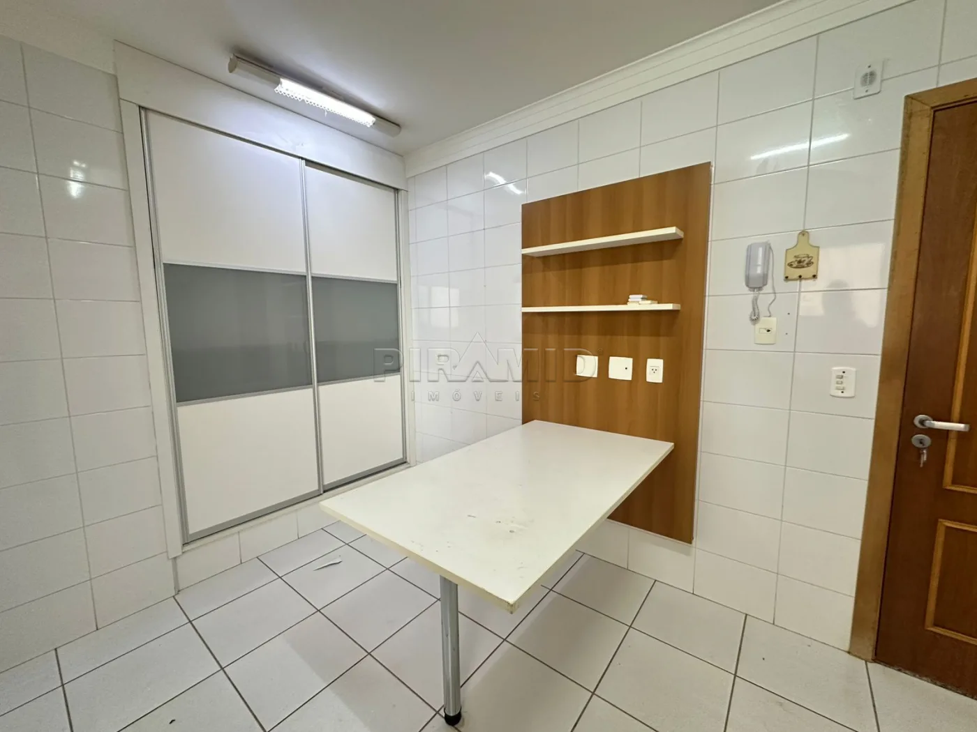 Alugar Apartamento / Padr&atilde;o em Ribeir&atilde;o Preto R$ 2.500,00 - Foto 21