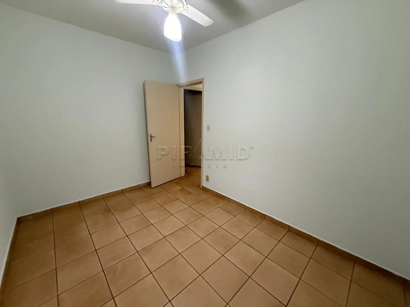 Alugar Comercial / Casa em Ribeir&atilde;o Preto R$ 1.500,00 - Foto 7
