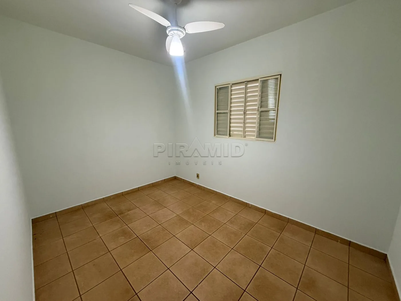 Alugar Comercial / Casa em Ribeir&atilde;o Preto R$ 1.500,00 - Foto 8