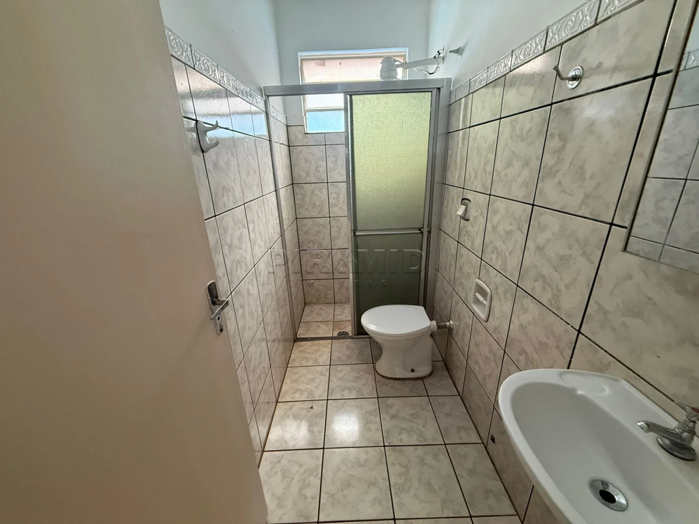 Alugar Comercial / Casa em Ribeir&atilde;o Preto R$ 1.500,00 - Foto 12