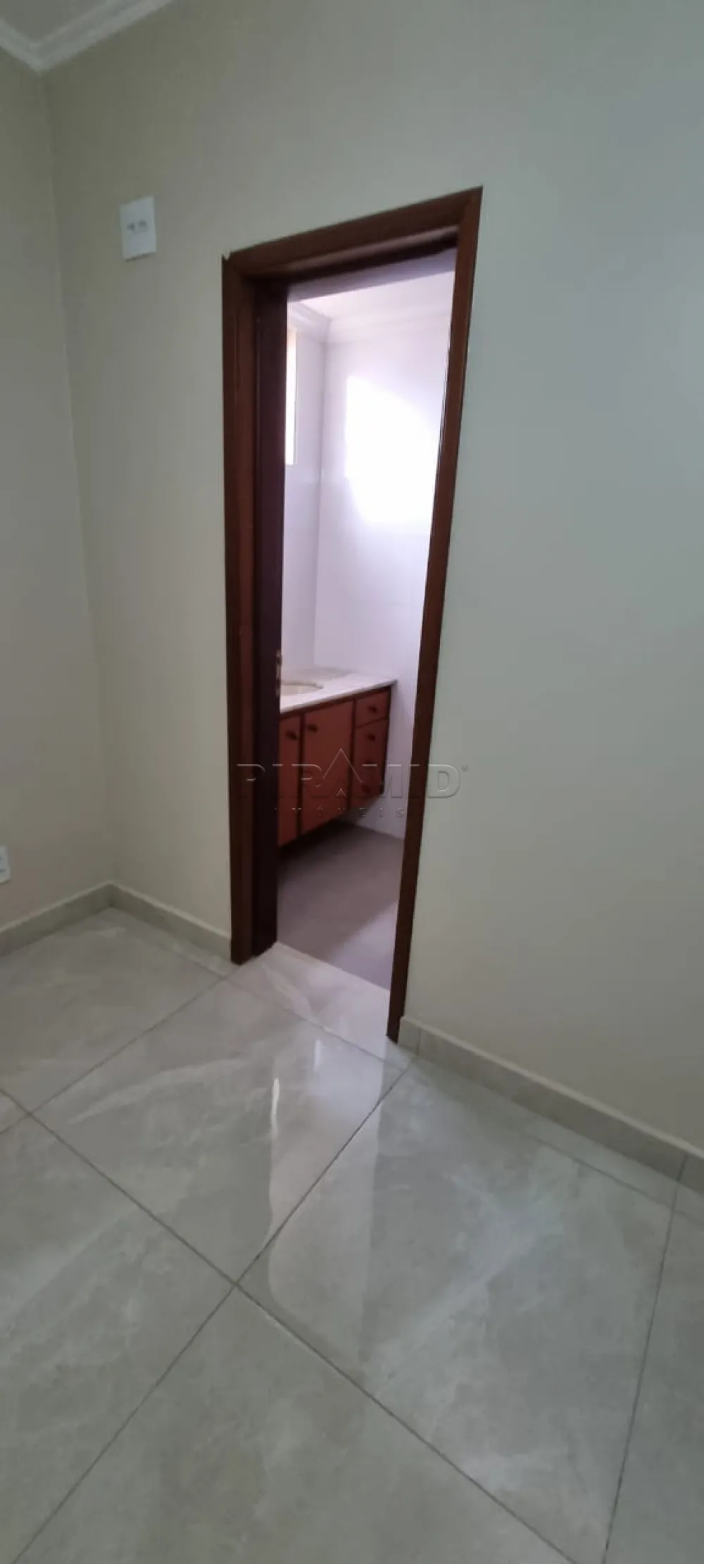 Alugar Apartamento / Padr&atilde;o em Ribeir&atilde;o Preto R$ 2.405,00 - Foto 13