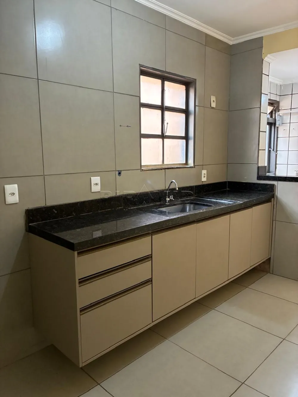 Alugar Apartamento / Padr&atilde;o em Ribeir&atilde;o Preto R$ 800,00 - Foto 16