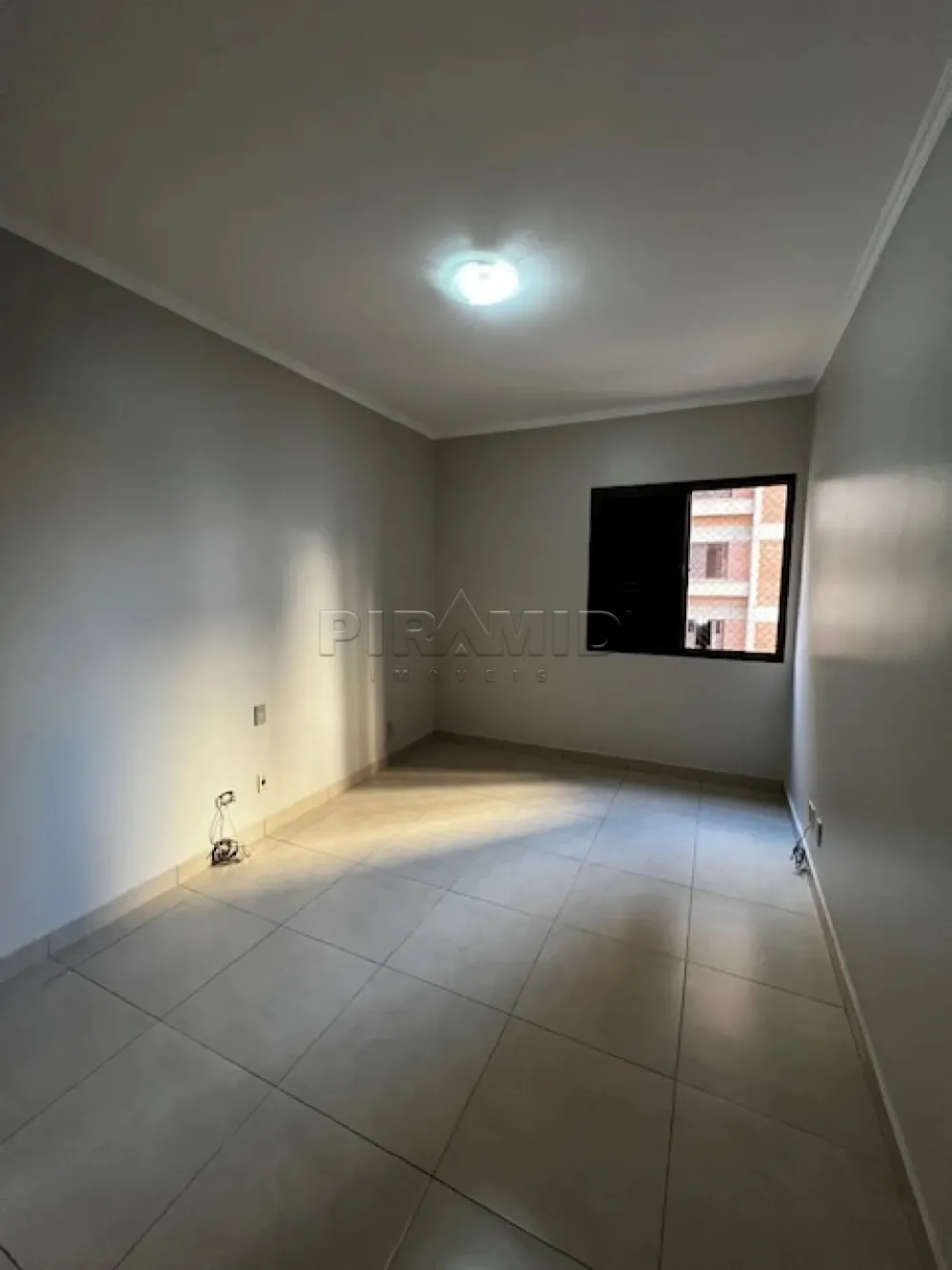 Alugar Apartamento / Padr&atilde;o em Ribeir&atilde;o Preto R$ 1.800,00 - Foto 11