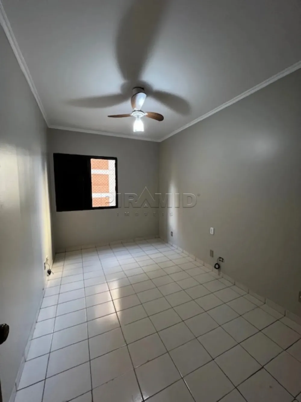 Alugar Apartamento / Padr&atilde;o em Ribeir&atilde;o Preto R$ 1.800,00 - Foto 12
