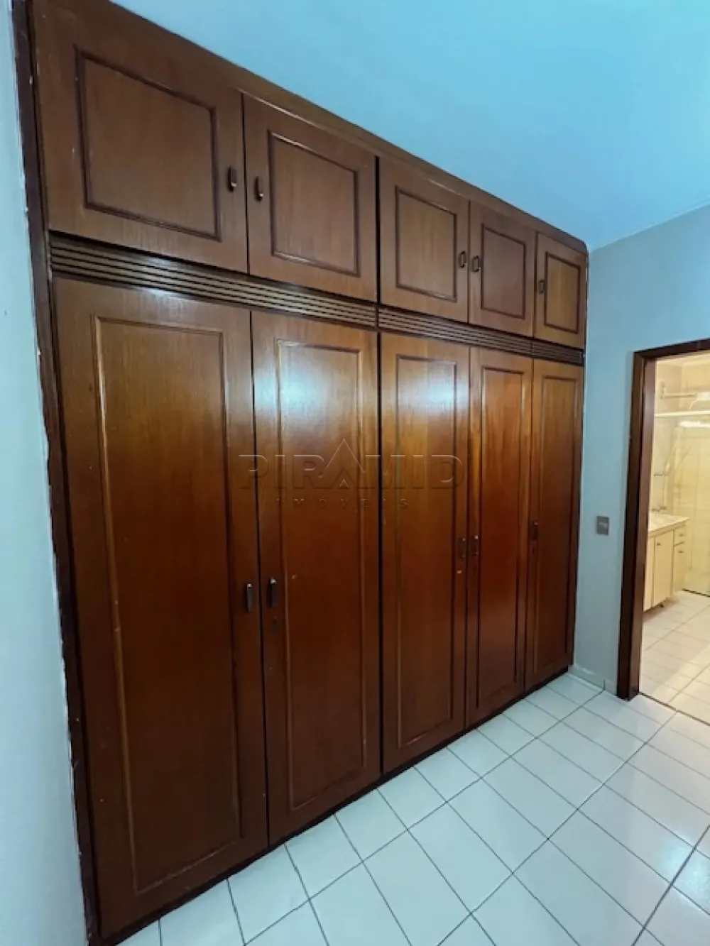 Alugar Apartamento / Padr&atilde;o em Ribeir&atilde;o Preto R$ 1.800,00 - Foto 20