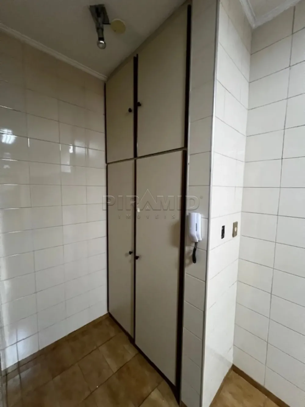Alugar Apartamento / Padr&atilde;o em Ribeir&atilde;o Preto R$ 1.800,00 - Foto 22