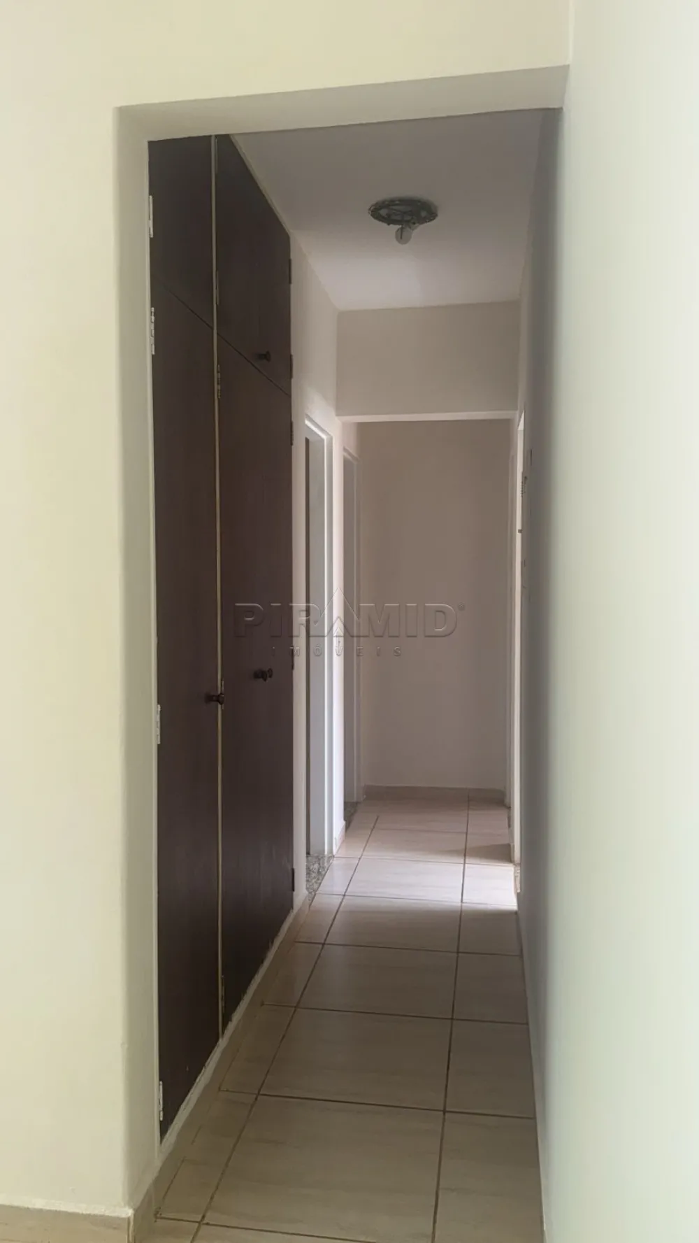 Alugar Apartamento / Padr&atilde;o em Ribeir&atilde;o Preto R$ 1.150,00 - Foto 7