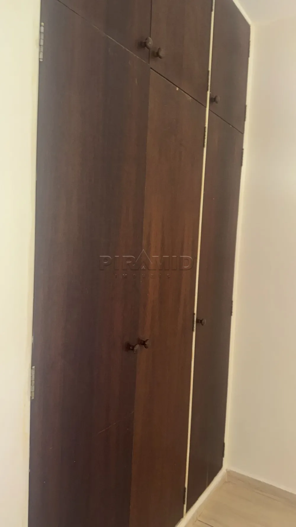 Alugar Apartamento / Padr&atilde;o em Ribeir&atilde;o Preto R$ 1.150,00 - Foto 8