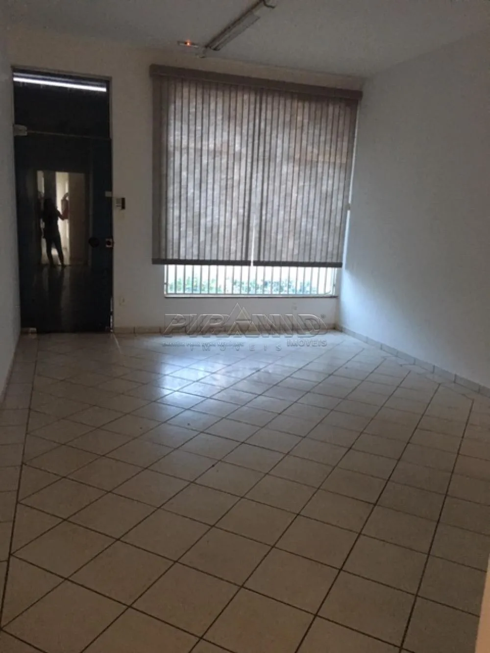 Alugar Comercial / Ponto Comercial em Ribeir&atilde;o Preto R$ 12.150,00 - Foto 1