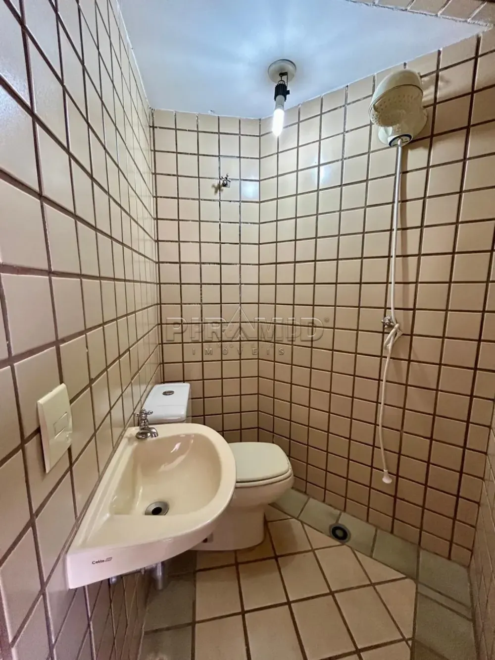 Alugar Apartamento / Padr&atilde;o em Ribeir&atilde;o Preto R$ 1.830,00 - Foto 27