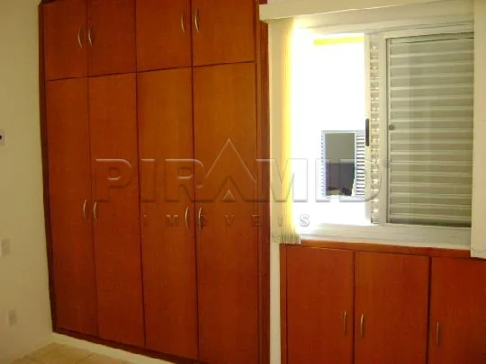 Alugar Apartamento / Padr&atilde;o em Ribeir&atilde;o Preto R$ 1.300,00 - Foto 2