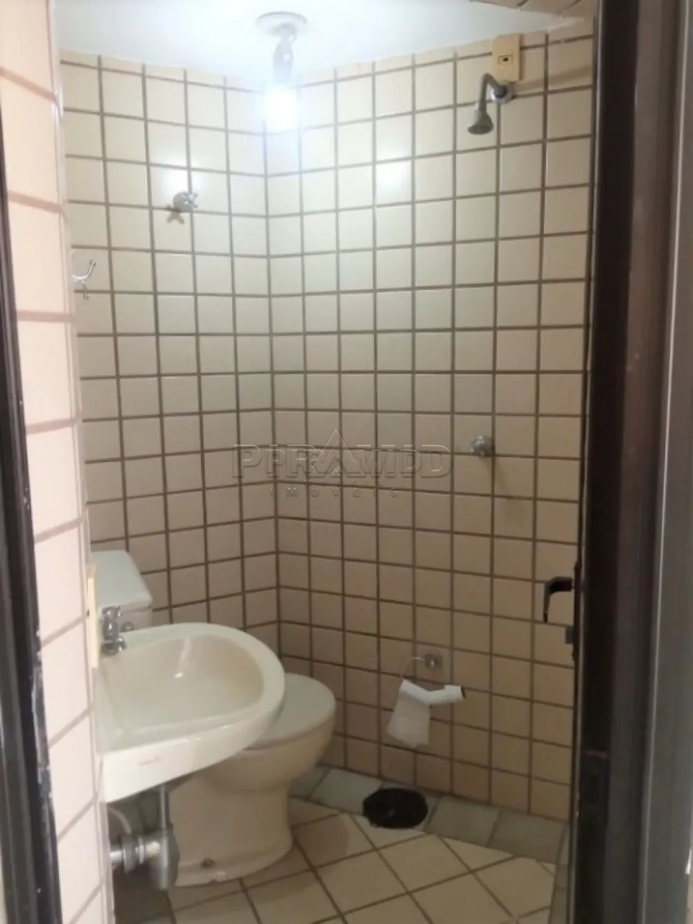 Alugar Apartamento / Padr&atilde;o em Ribeir&atilde;o Preto R$ 1.500,00 - Foto 19