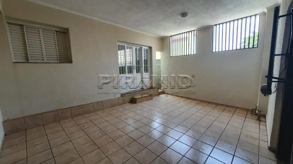 Alugar Casa / Padr&atilde;o em Ribeir&atilde;o Preto R$ 2.500,00 - Foto 1