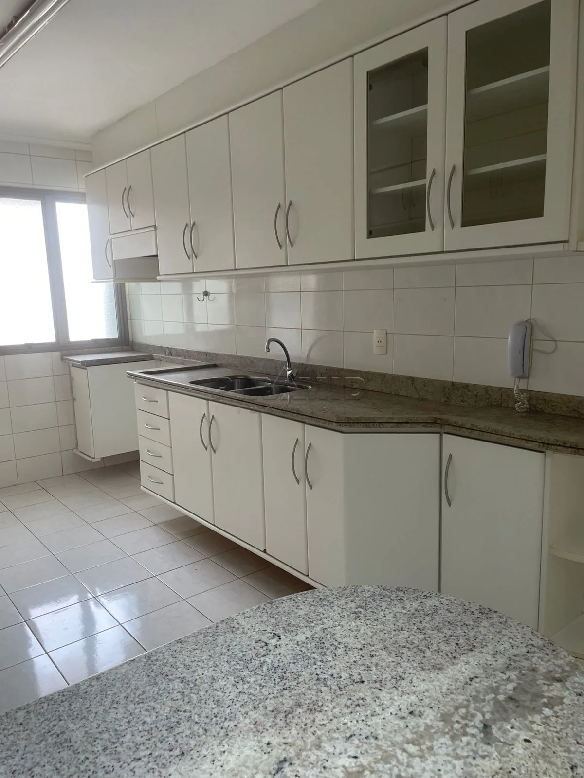 Alugar Apartamento / Padr&atilde;o em Ribeir&atilde;o Preto R$ 2.850,00 - Foto 14