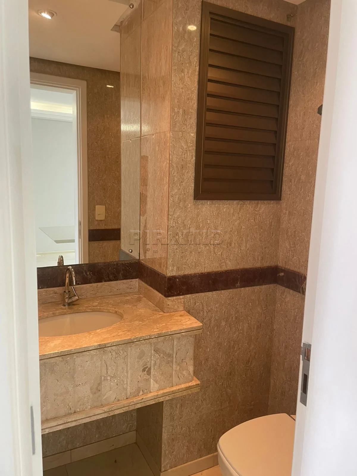 Alugar Apartamento / Padr&atilde;o em Ribeir&atilde;o Preto R$ 2.850,00 - Foto 5