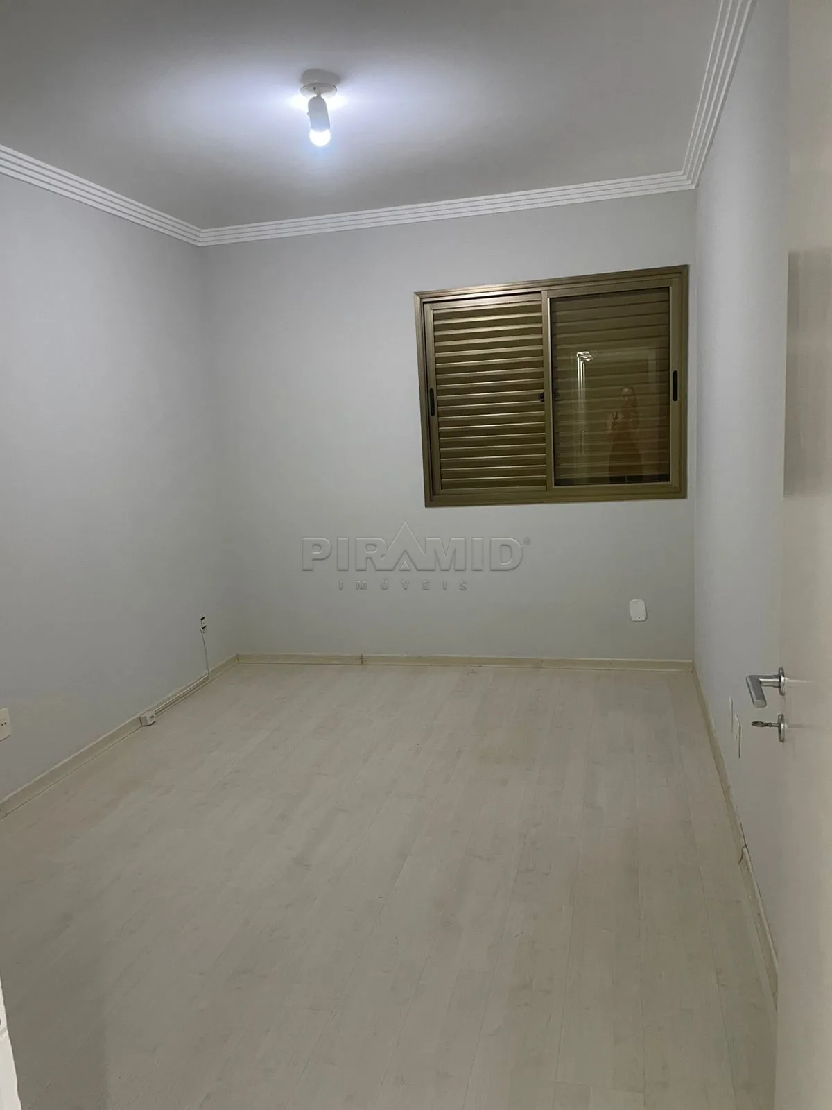 Alugar Apartamento / Padr&atilde;o em Ribeir&atilde;o Preto R$ 2.850,00 - Foto 7