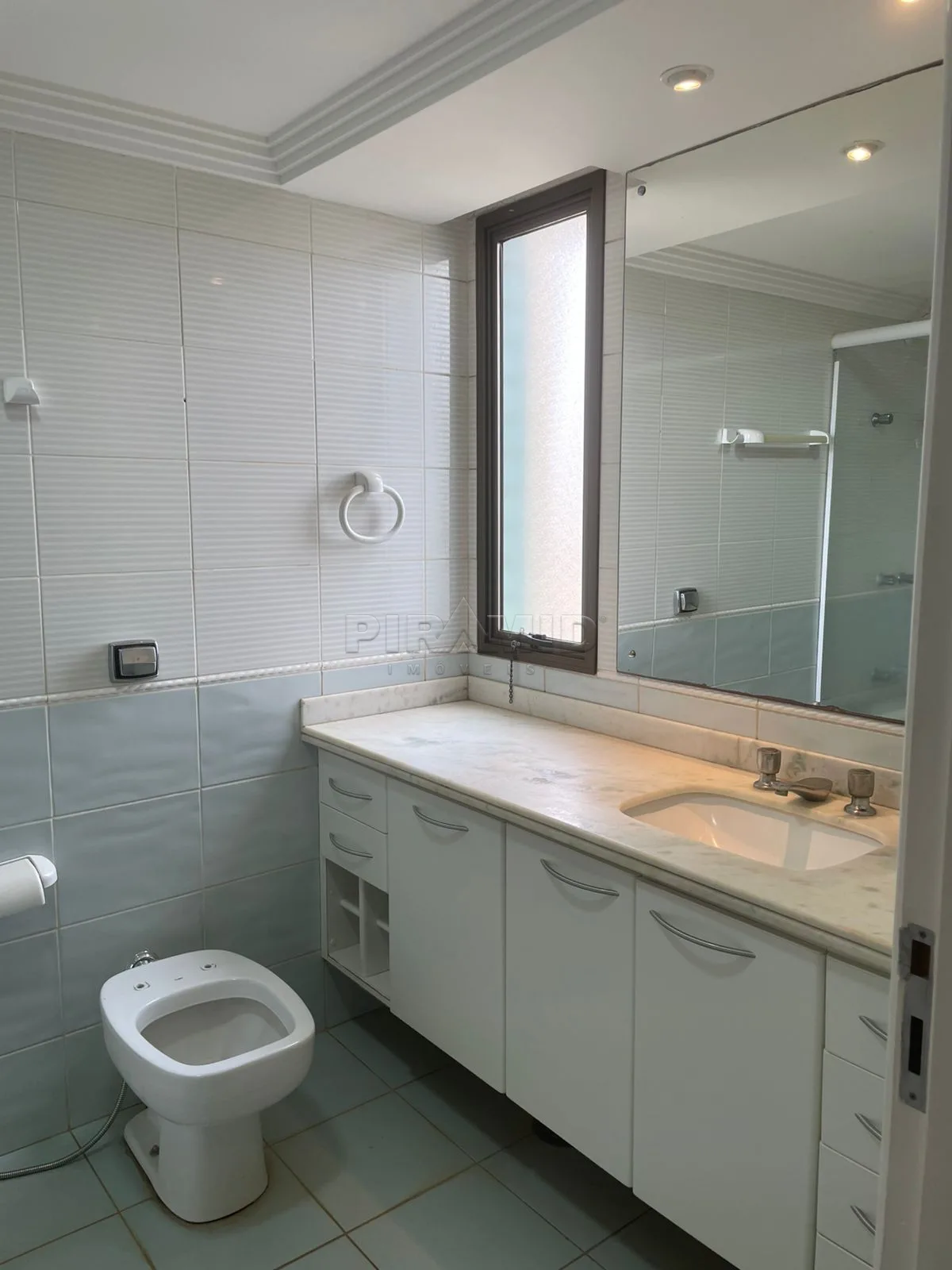 Alugar Apartamento / Padr&atilde;o em Ribeir&atilde;o Preto R$ 2.850,00 - Foto 9