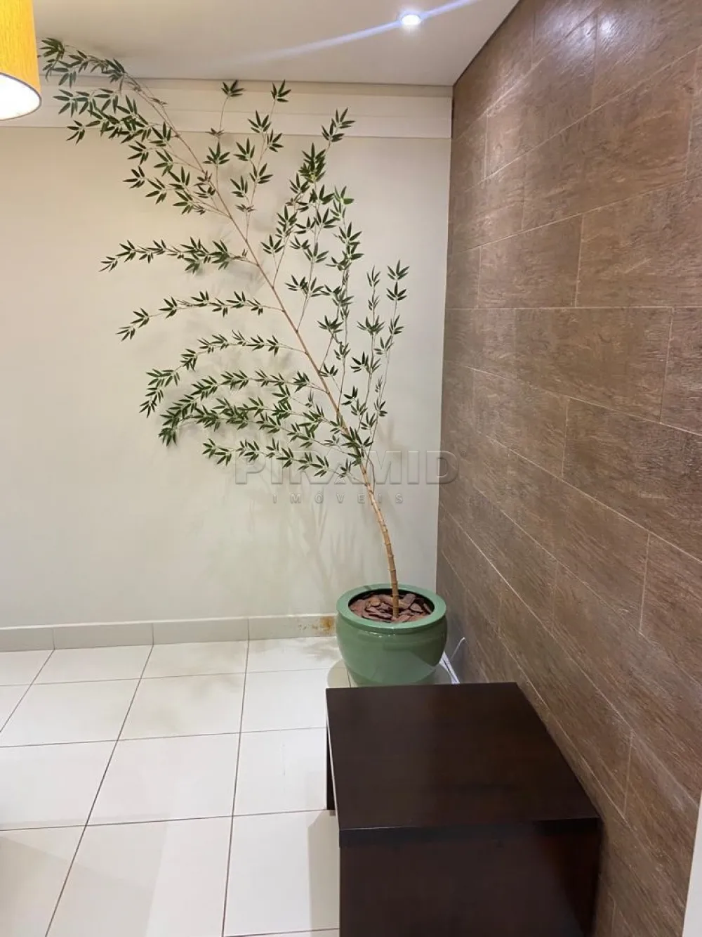 Alugar Comercial / Sala em Ribeir&atilde;o Preto R$ 6.000,00 - Foto 3