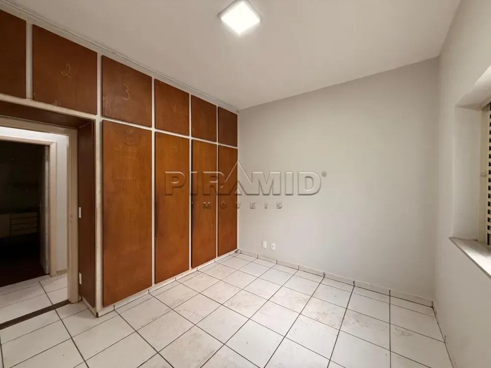 Alugar Comercial / Casa em Ribeir&atilde;o Preto R$ 3.000,00 - Foto 21