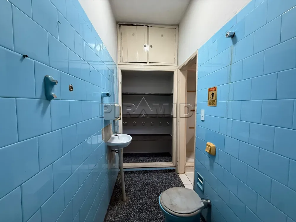 Alugar Comercial / Casa em Ribeir&atilde;o Preto R$ 3.000,00 - Foto 30