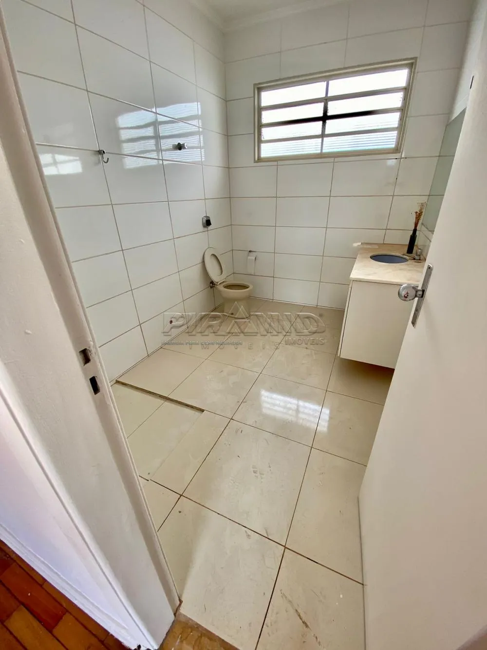 Alugar Casa / Padr&atilde;o em Ribeir&atilde;o Preto R$ 3.600,00 - Foto 6