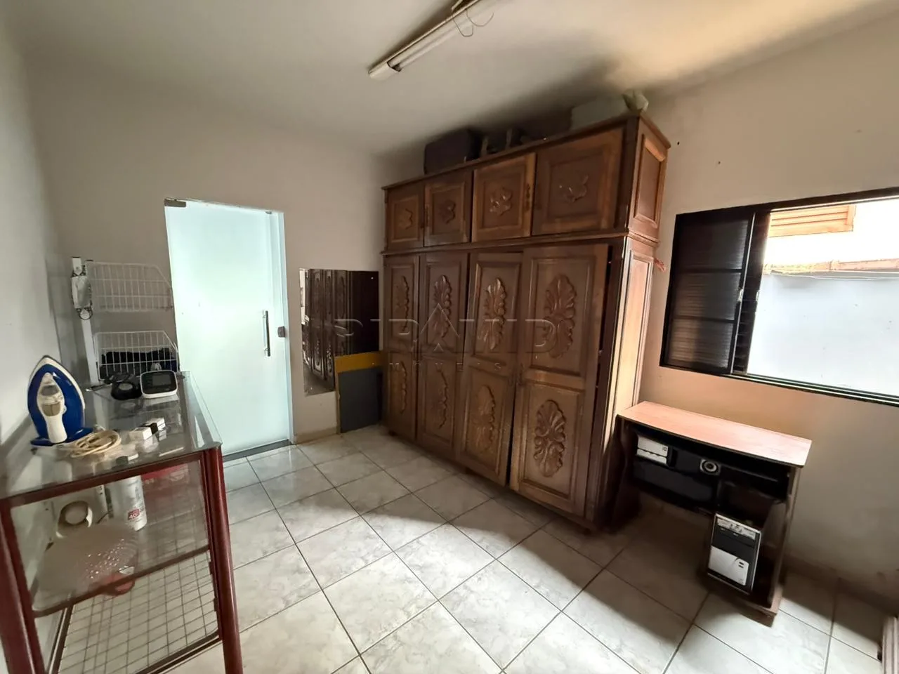 Alugar Casa / Padr&atilde;o em Ribeir&atilde;o Preto R$ 300,00 - Foto 8
