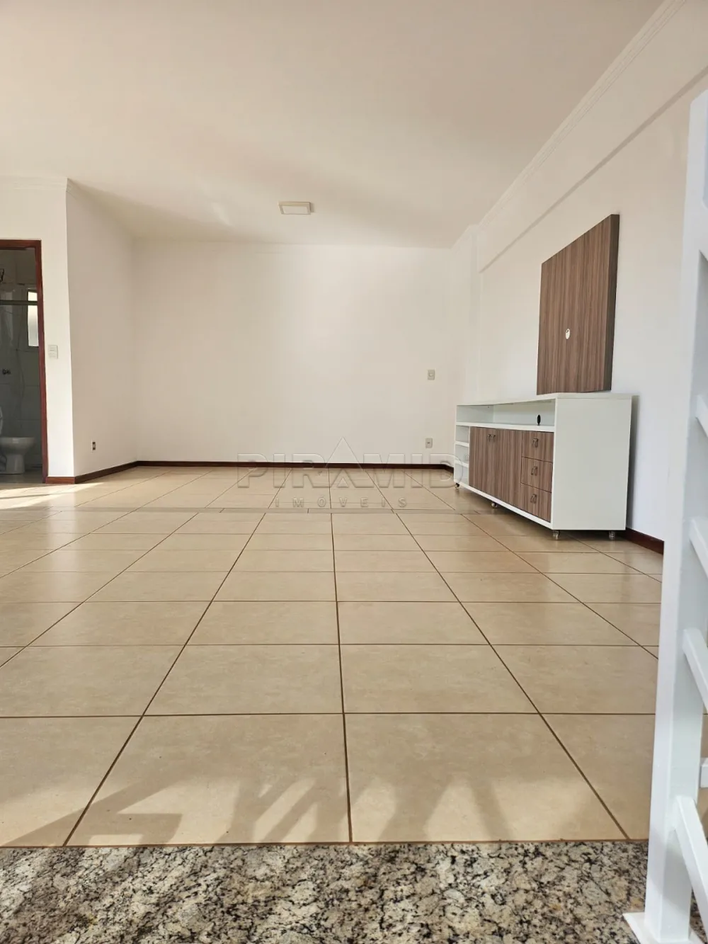 Alugar Apartamento / Cobertura em Ribeir&atilde;o Preto R$ 2.800,00 - Foto 3