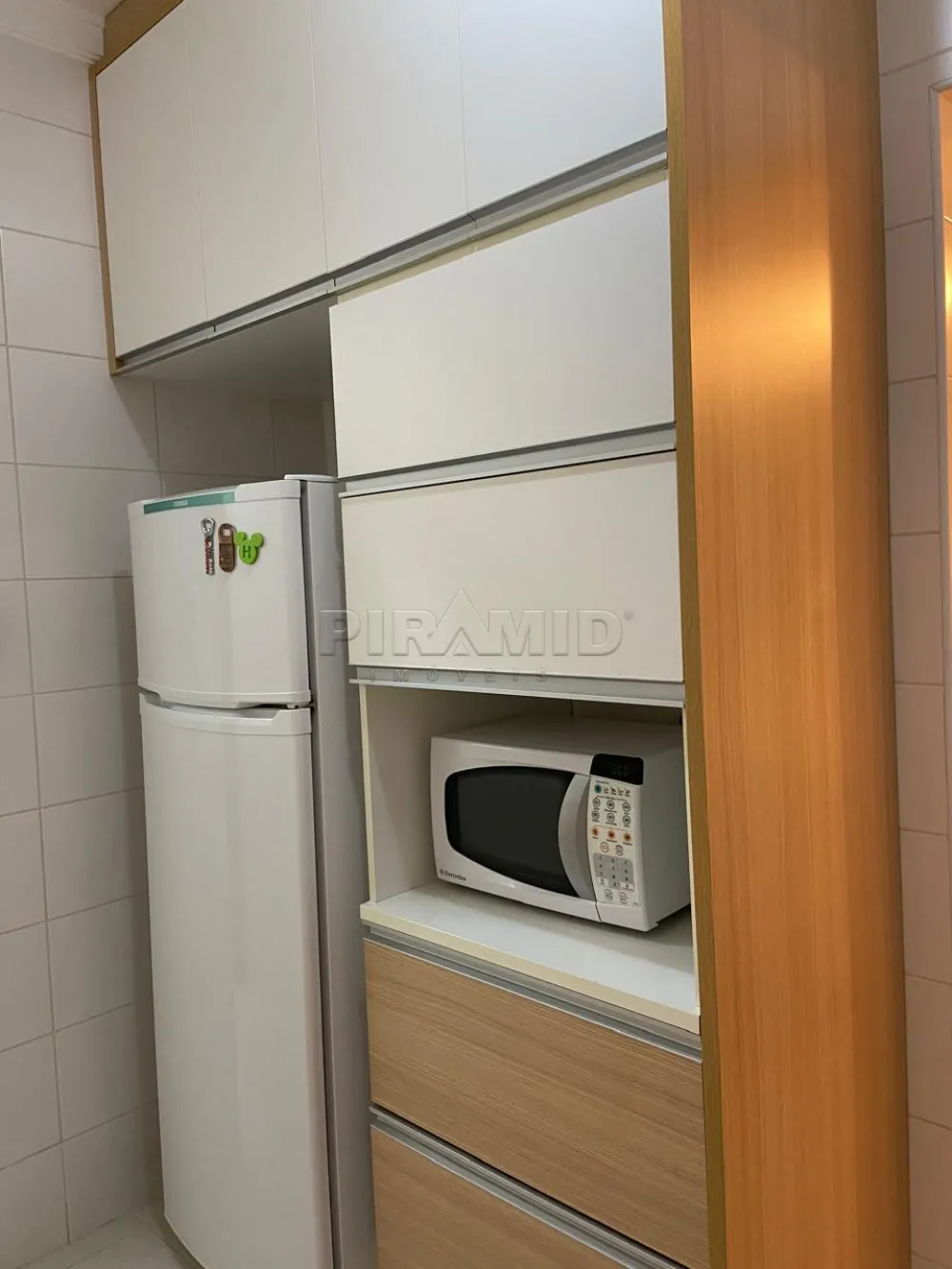 Alugar Apartamento / Padr&atilde;o em Ribeir&atilde;o Preto R$ 1.600,00 - Foto 19