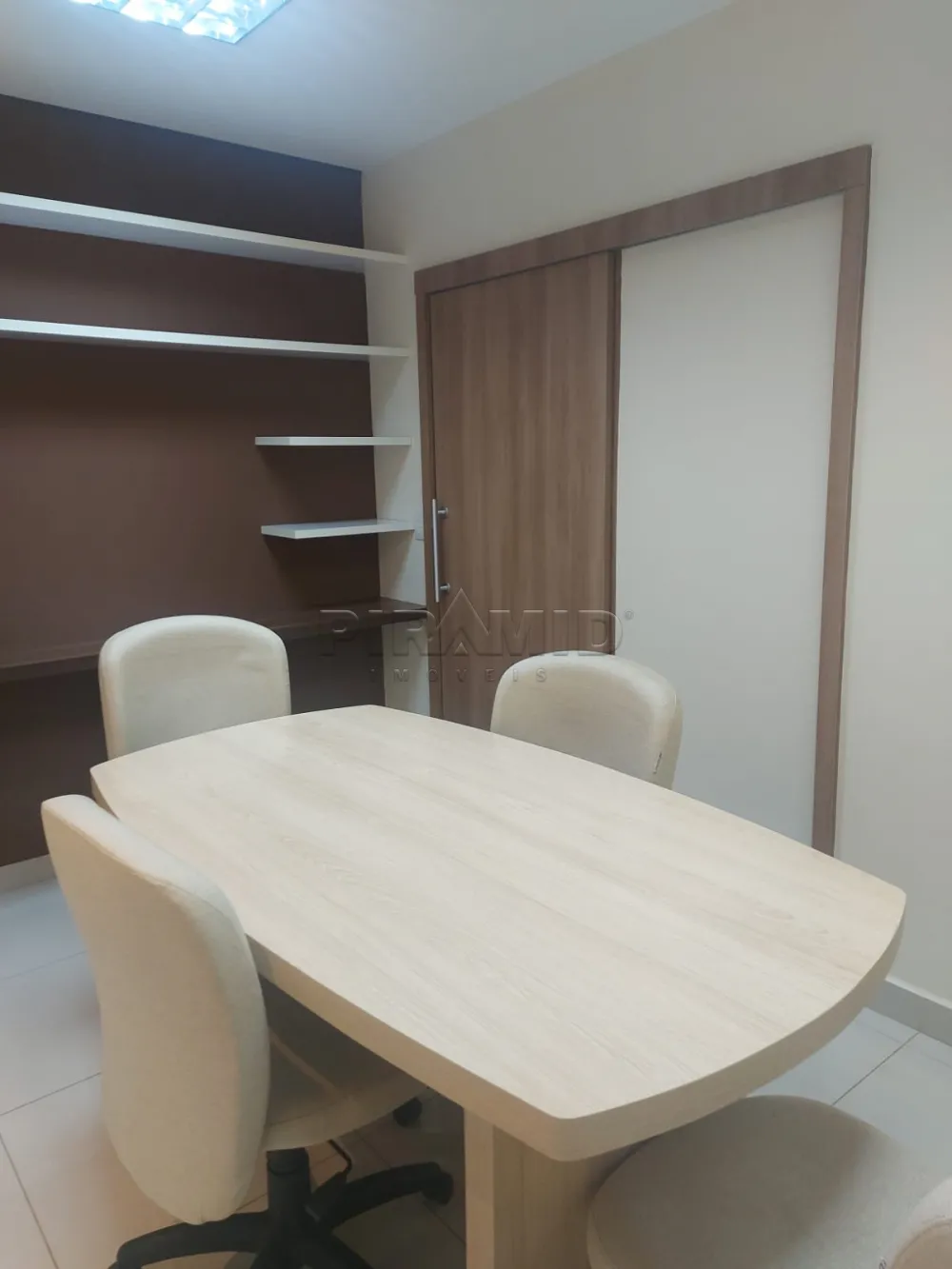 Alugar Comercial / Sala em Ribeir&atilde;o Preto R$ 2.600,00 - Foto 8