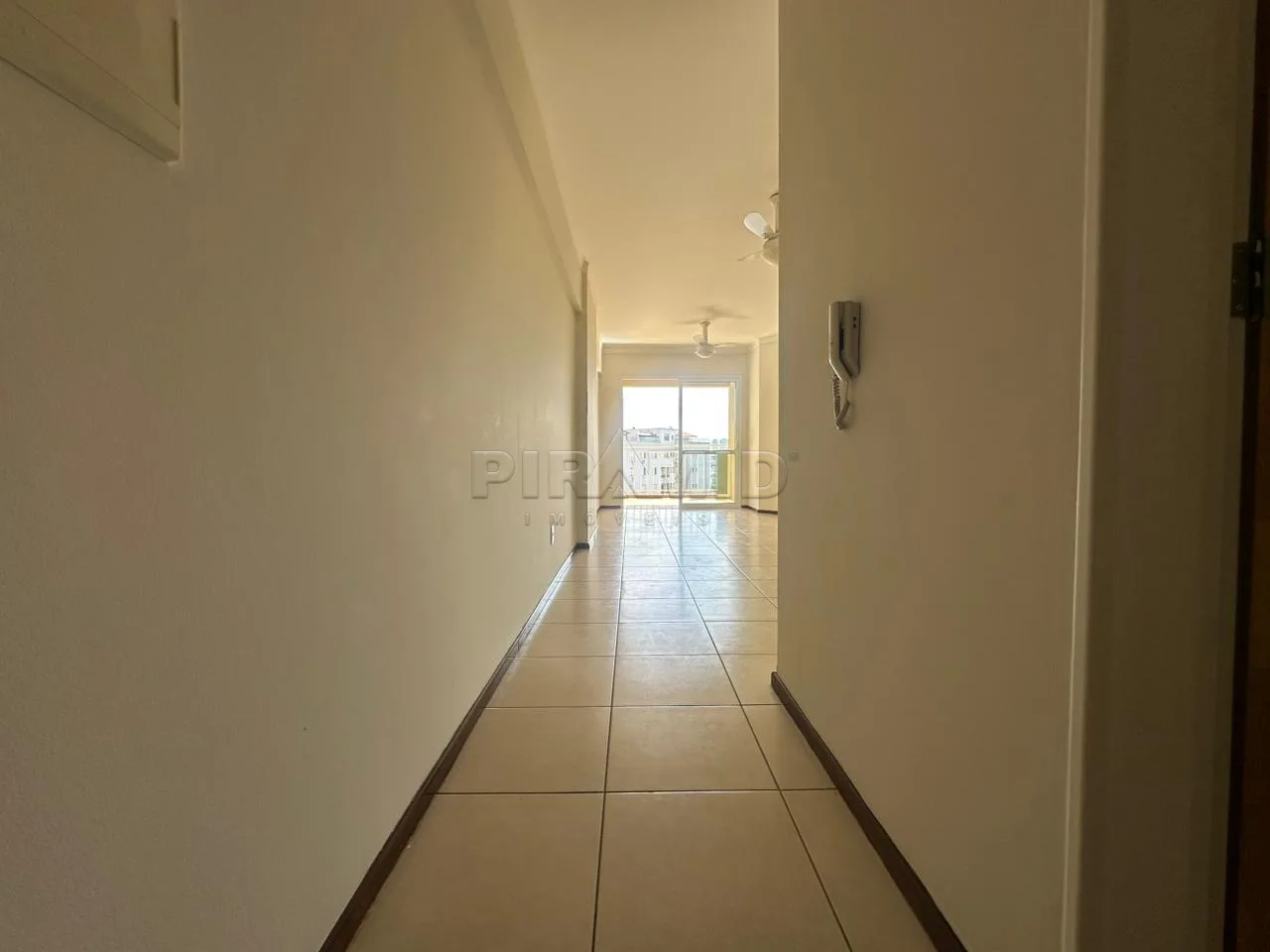 Alugar Apartamento / Padr&atilde;o em Ribeir&atilde;o Preto R$ 2.400,00 - Foto 1