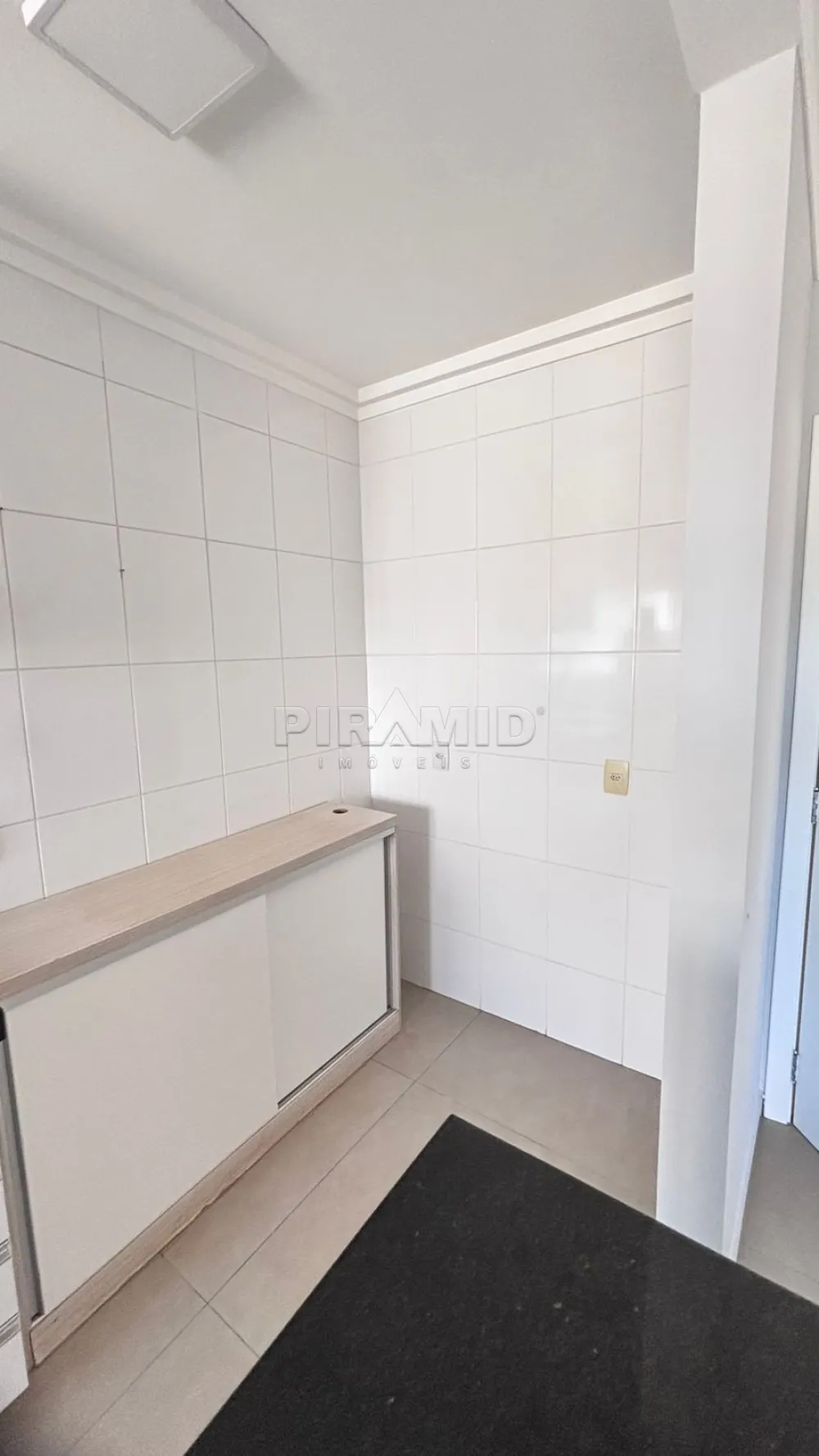 Alugar Apartamento / Padr&atilde;o em Ribeir&atilde;o Preto R$ 2.500,00 - Foto 19