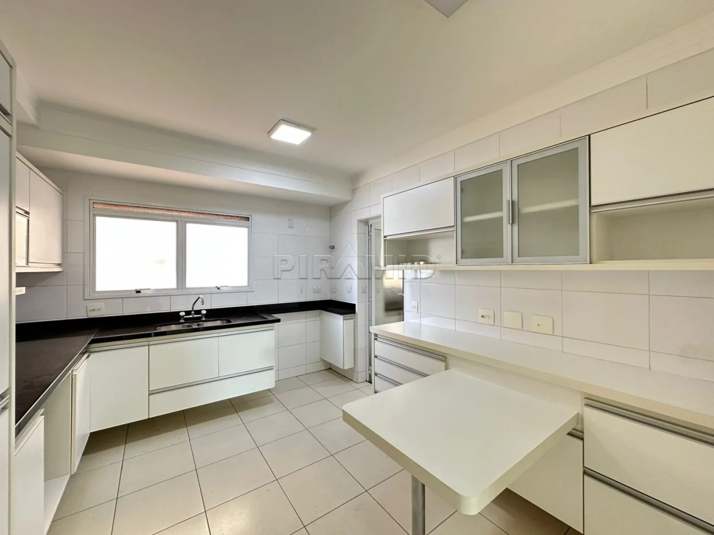 Alugar Apartamento / Padr&atilde;o em Ribeir&atilde;o Preto R$ 6.000,00 - Foto 22