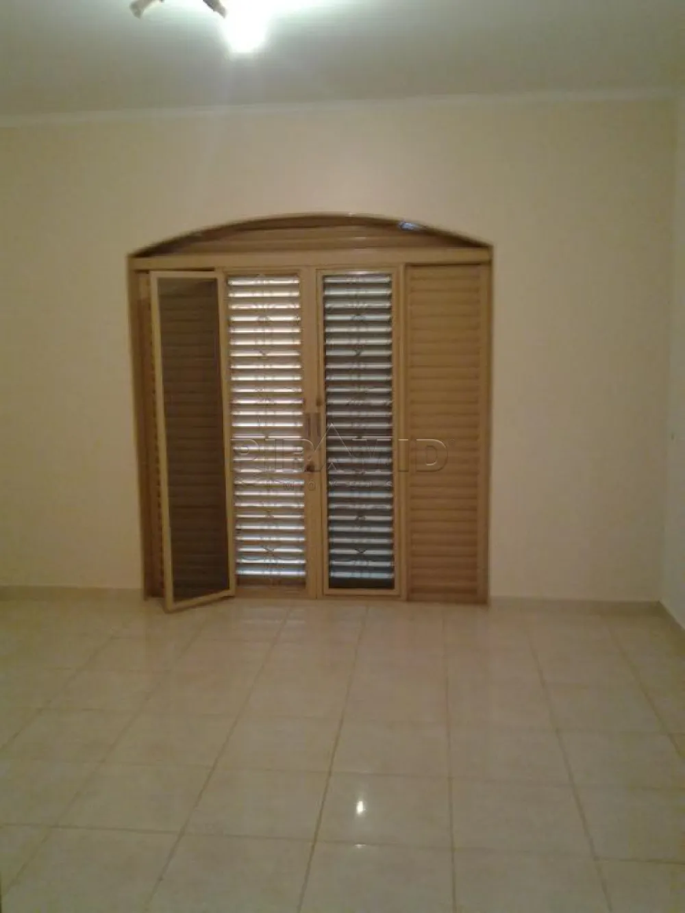 Alugar Casa / Padr&atilde;o em Ribeir&atilde;o Preto R$ 2.500,00 - Foto 13