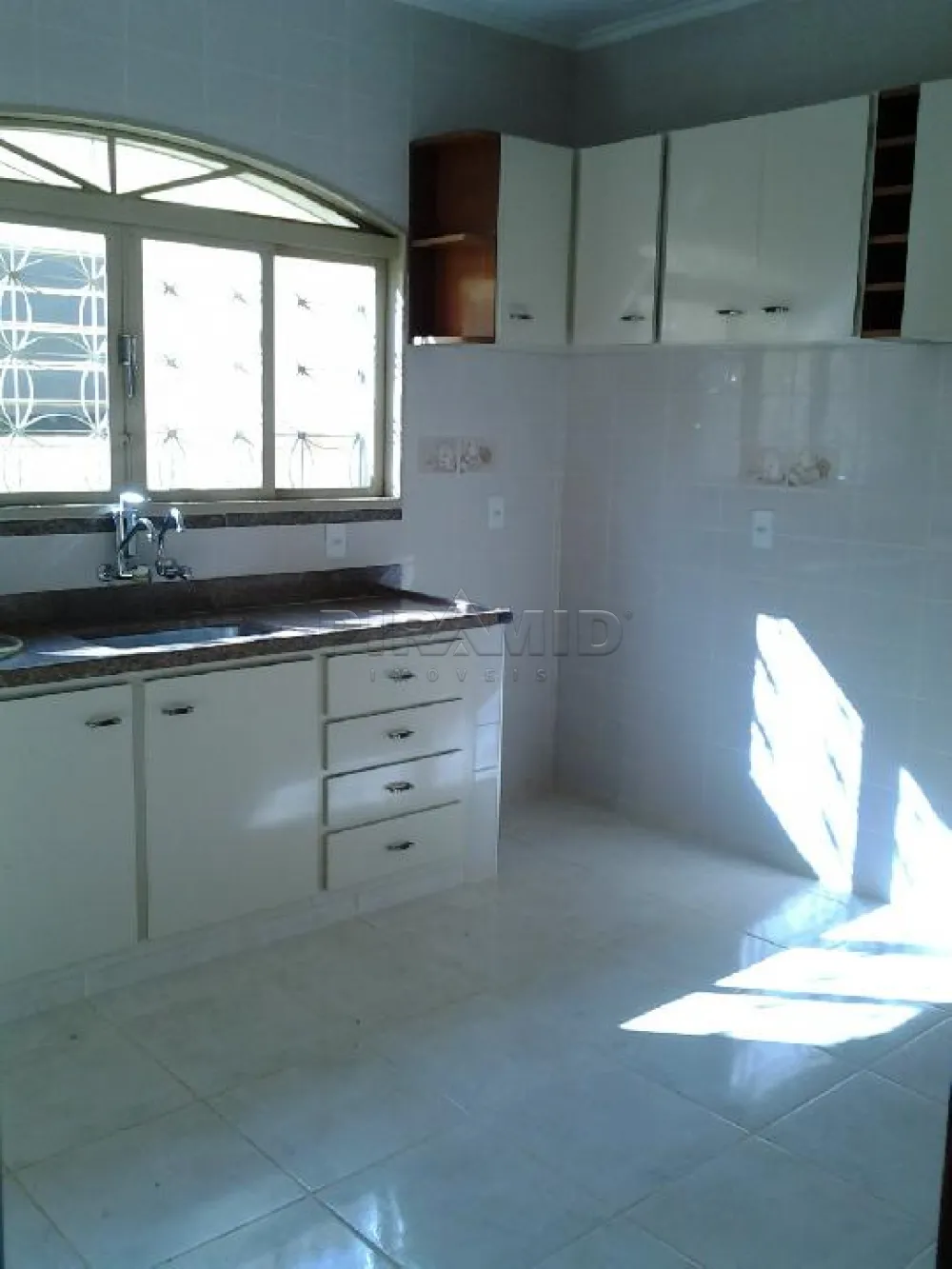 Alugar Casa / Padr&atilde;o em Ribeir&atilde;o Preto R$ 2.500,00 - Foto 14