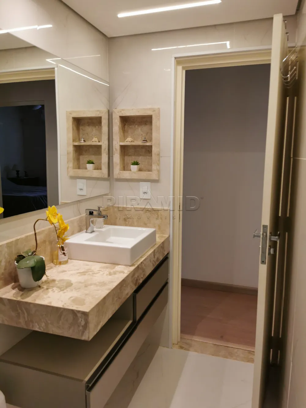 Comprar Apartamento / Padr&atilde;o em Ribeir&atilde;o Preto R$ 405.000,00 - Foto 7