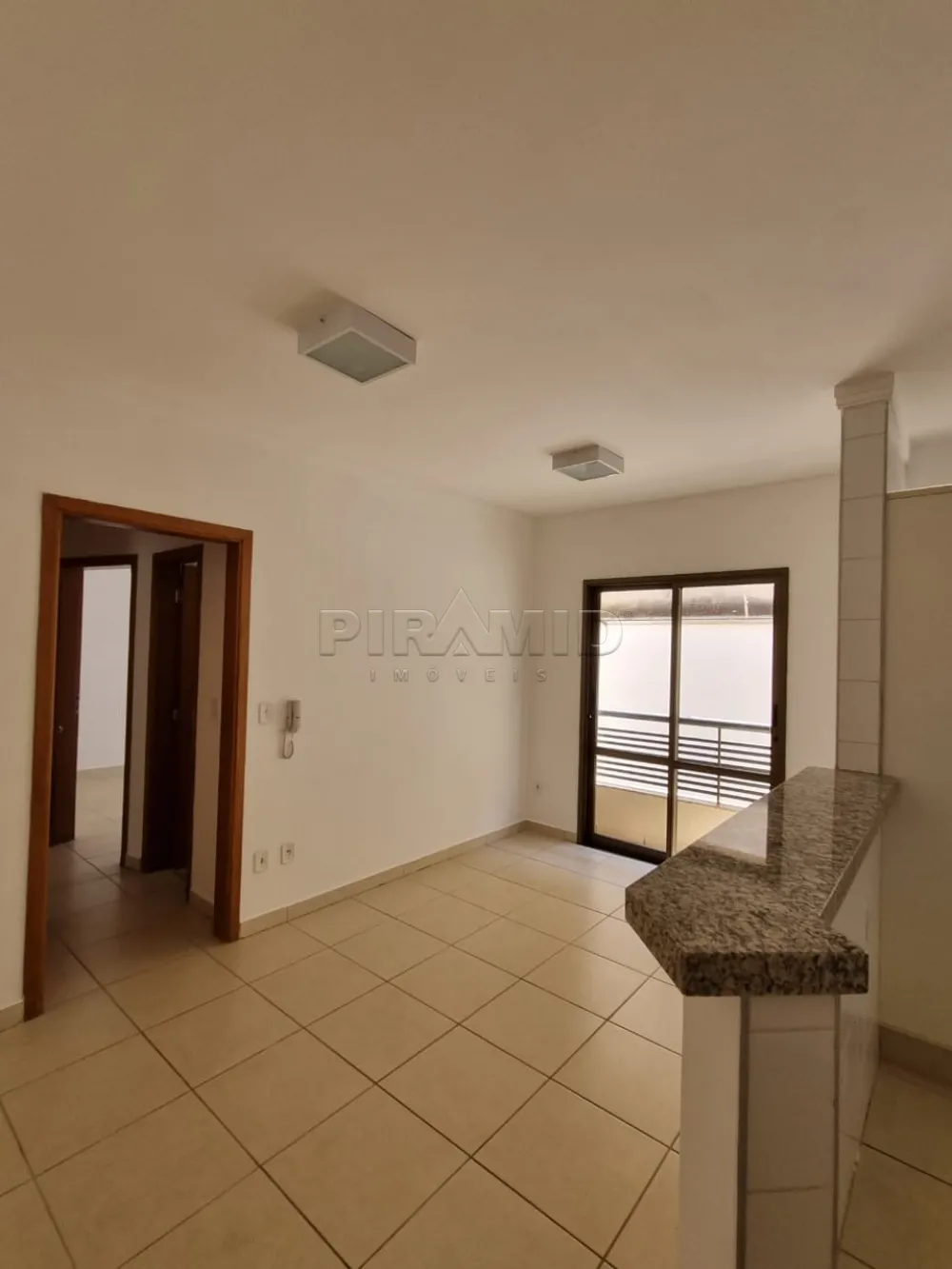 Alugar Apartamento / Padr&atilde;o em Ribeir&atilde;o Preto R$ 1.450,00 - Foto 2