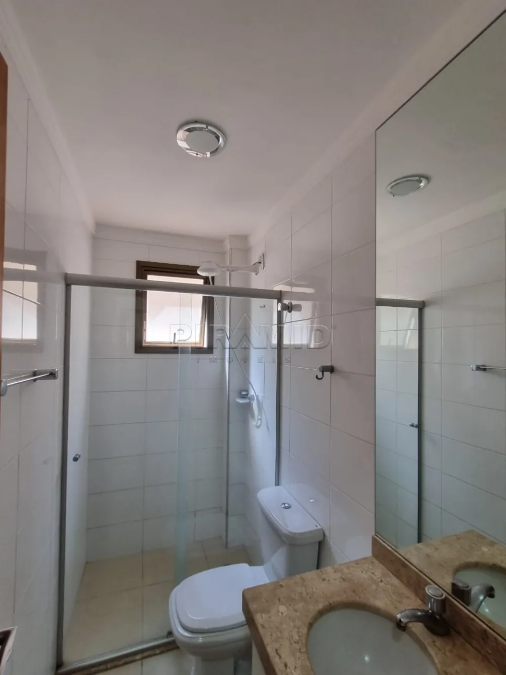 Alugar Apartamento / Padr&atilde;o em Ribeir&atilde;o Preto R$ 1.450,00 - Foto 4