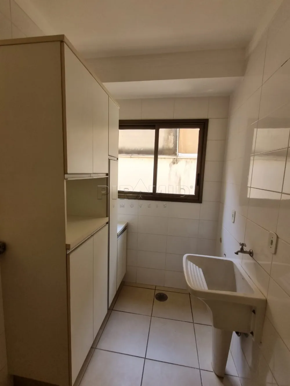 Alugar Apartamento / Padr&atilde;o em Ribeir&atilde;o Preto R$ 1.450,00 - Foto 8