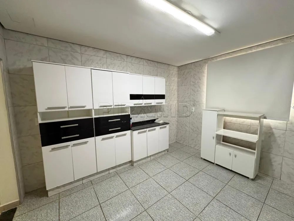 Alugar Casa / Padr&atilde;o em Ribeir&atilde;o Preto R$ 1.800,00 - Foto 10