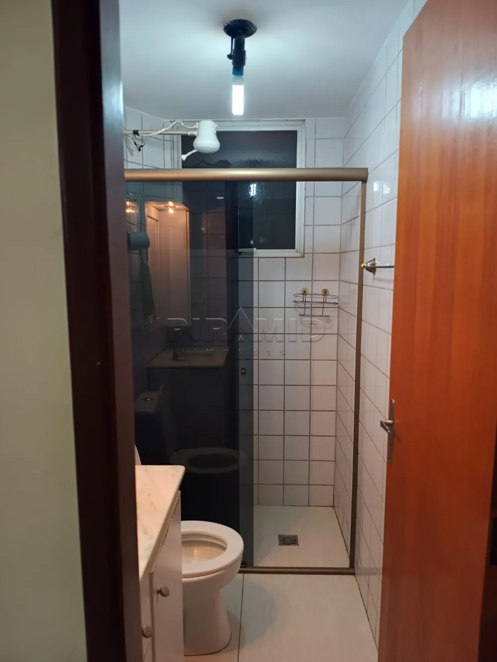 Alugar Apartamento / Padr&atilde;o em Ribeir&atilde;o Preto R$ 1.500,00 - Foto 7