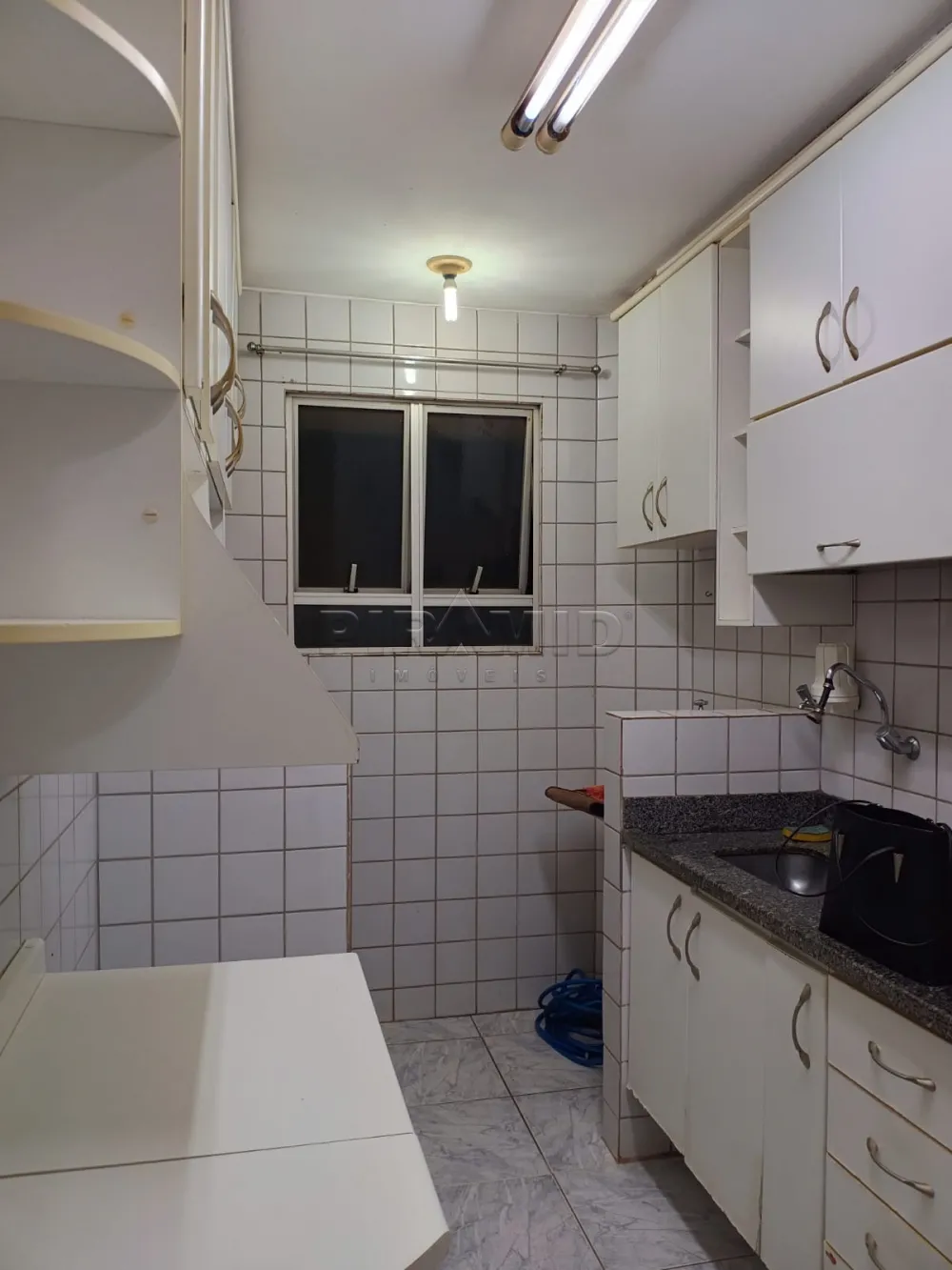 Alugar Apartamento / Padr&atilde;o em Ribeir&atilde;o Preto R$ 1.500,00 - Foto 19