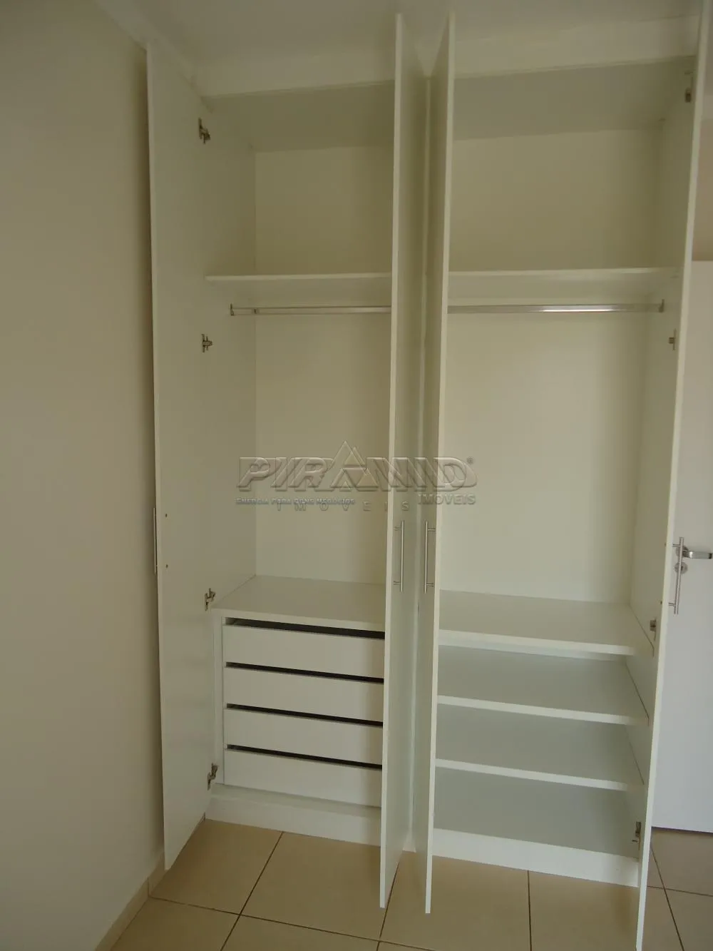 Alugar Casa / Condom&iacute;nio em Bonfim Paulista R$ 1.600,00 - Foto 7