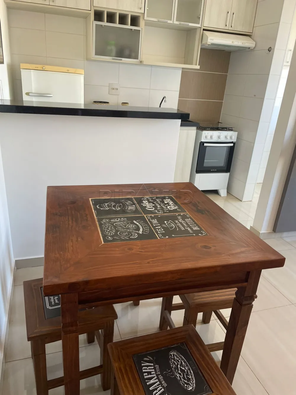 Alugar Apartamento / Padr&atilde;o em Ribeir&atilde;o Preto R$ 1.700,00 - Foto 5