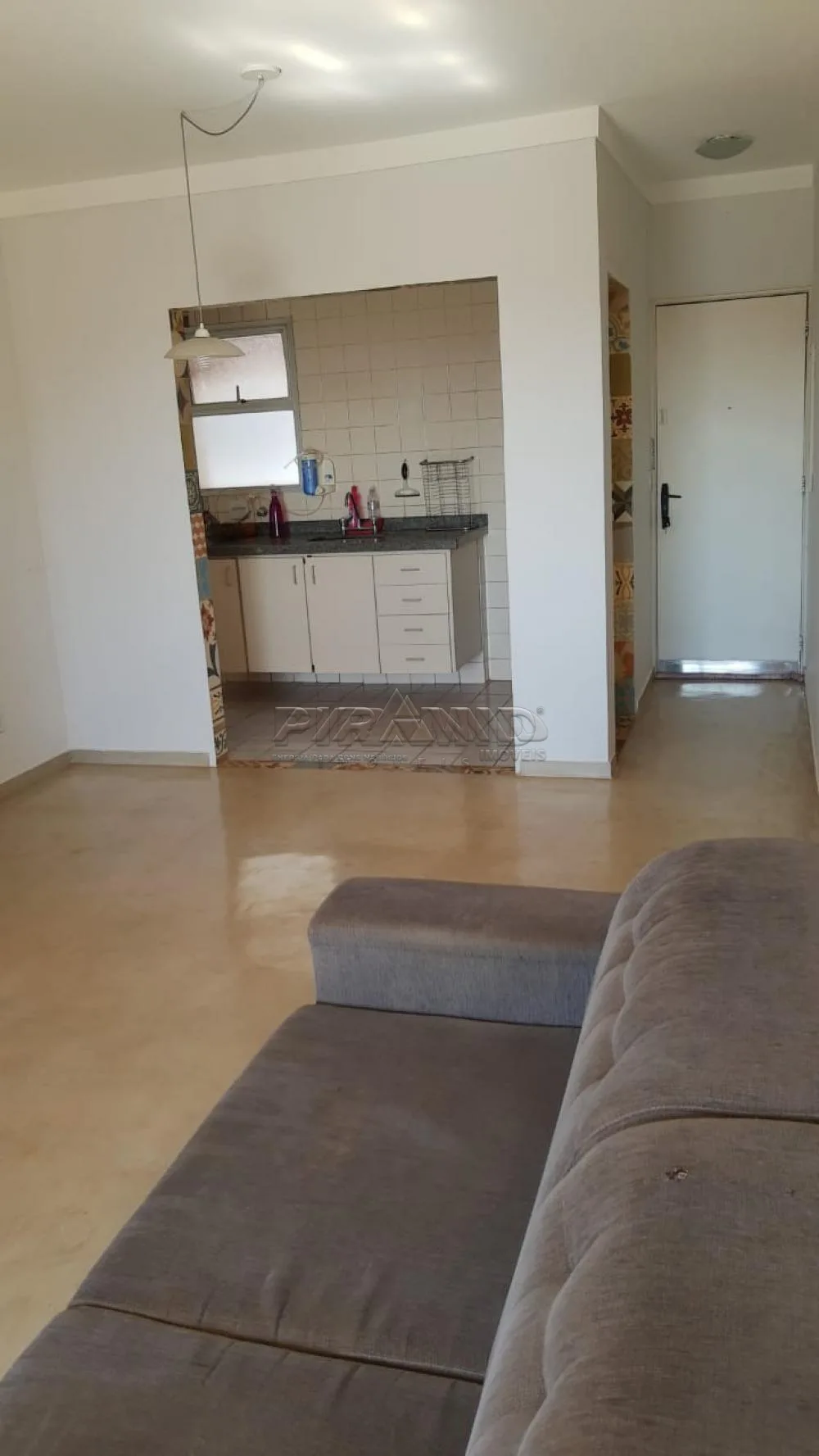 Alugar Apartamento / Padr&atilde;o em Ribeir&atilde;o Preto R$ 1.200,00 - Foto 2