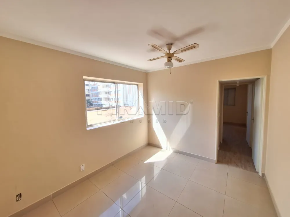 Alugar Apartamento / Padr&atilde;o em Ribeir&atilde;o Preto R$ 1.200,00 - Foto 1