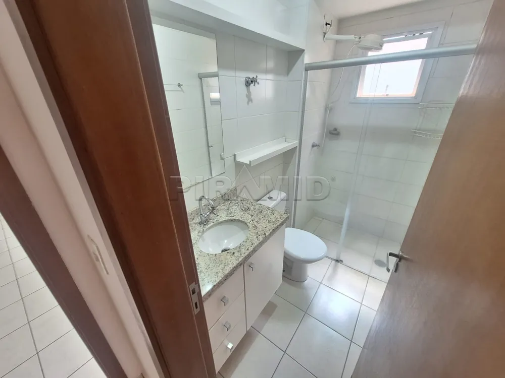 Alugar Apartamento / Padr&atilde;o em Ribeir&atilde;o Preto R$ 1.200,00 - Foto 4
