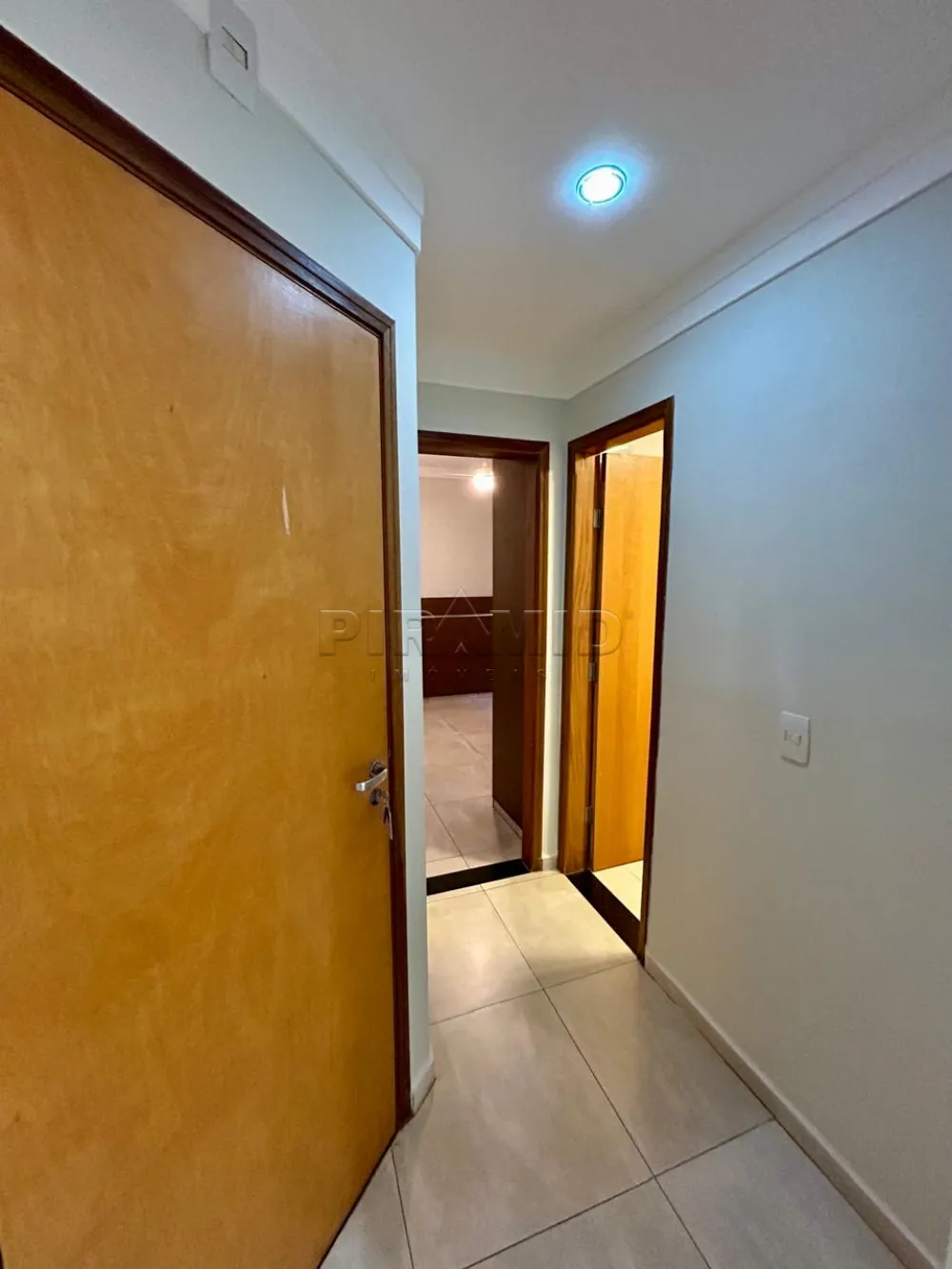 Alugar Apartamento / Padr&atilde;o em Ribeir&atilde;o Preto R$ 1.900,00 - Foto 10