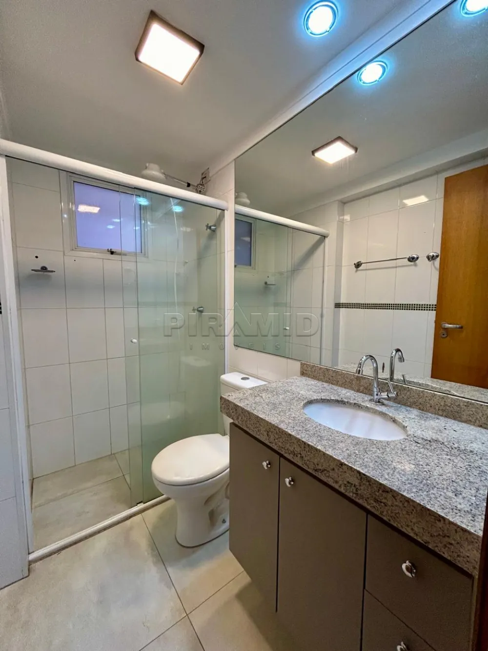 Alugar Apartamento / Padr&atilde;o em Ribeir&atilde;o Preto R$ 1.900,00 - Foto 13